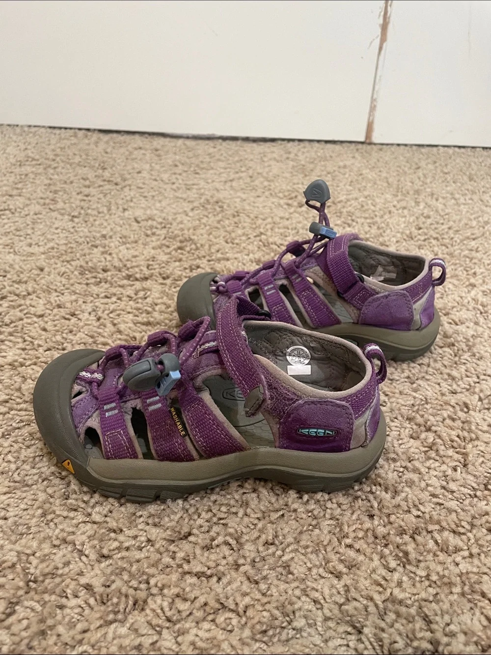 Keen lightweight purple